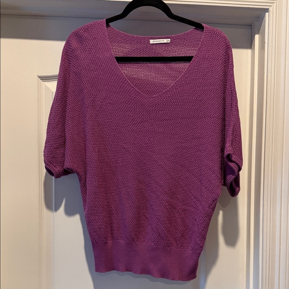 Staccato Women's V-Neck Sweater in Rich Purple